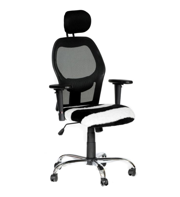 Legen-Zebra-With-Headrest-Adjustable-Arms